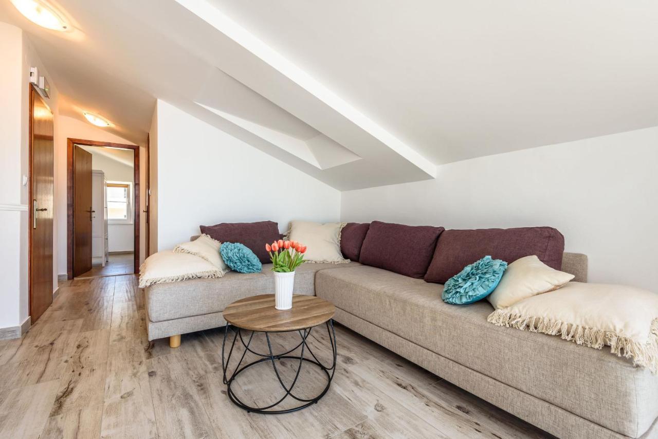 Apartments Morska Vila 科马尔纳 外观 照片