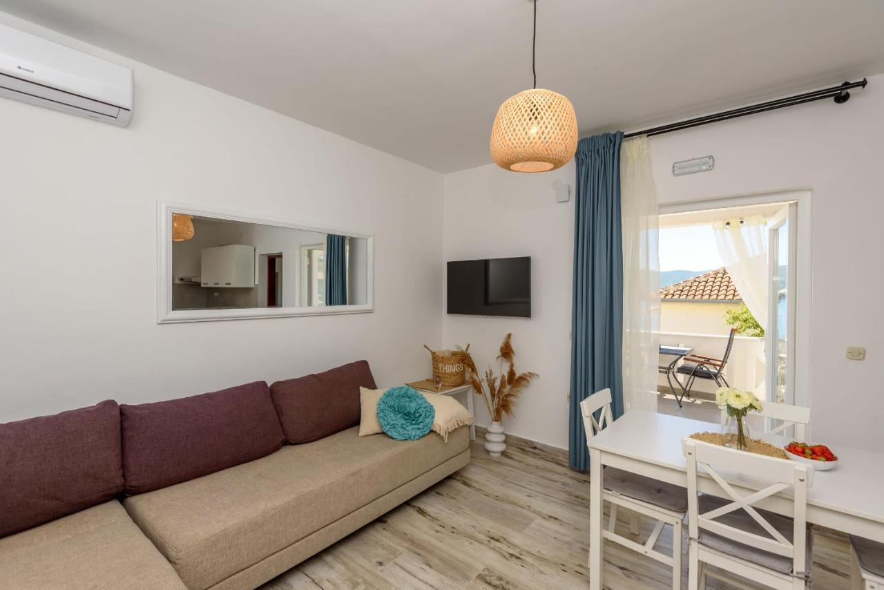 Apartments Morska Vila 科马尔纳 外观 照片